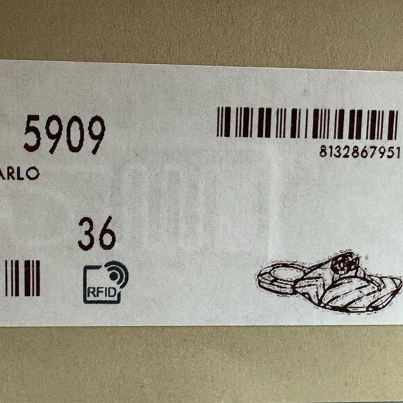 Gucci Marmont GG Padded Chevron Matelasse Leather Thong Flat Sandals Shoes - Picture 16 of 16